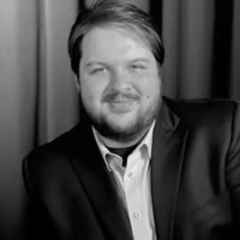 Javi Ojeda Headshot