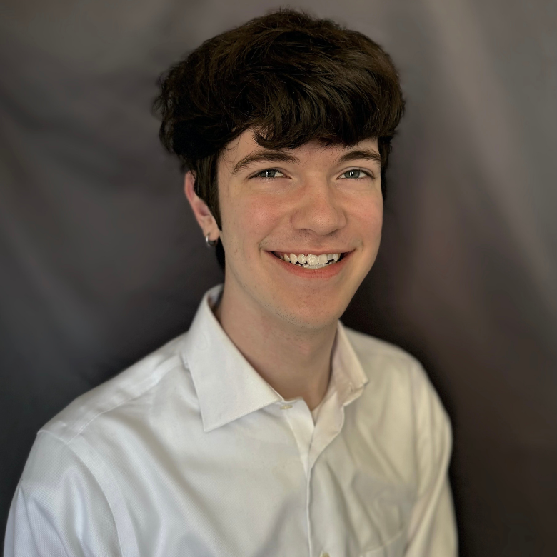 Riley Cameron Headshot